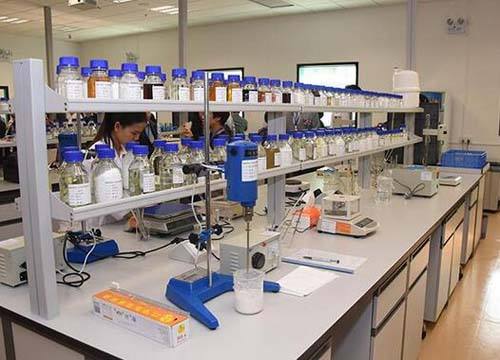 尋找化妝品代工廠 商務(wù)合作中不可忽視的關(guān)鍵問題